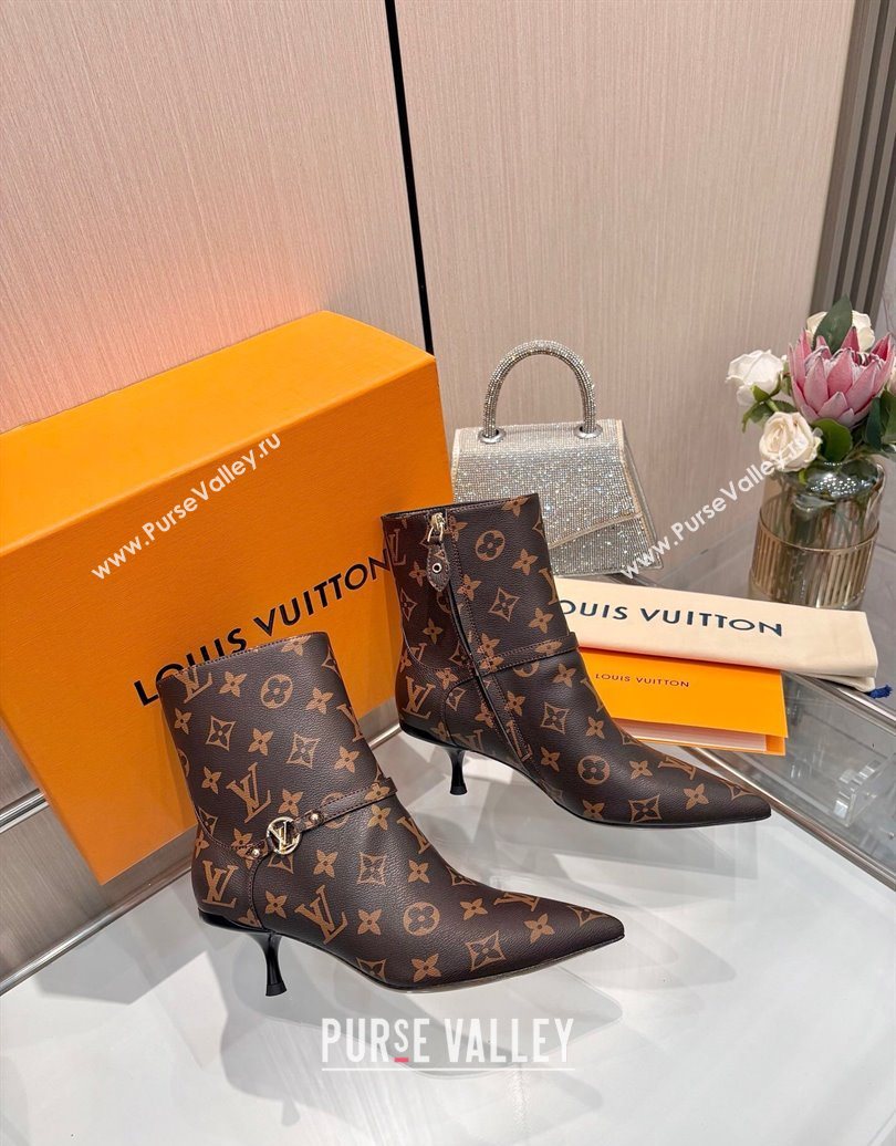 Louis Vuitton 6AM Heel Ankle Boots 5.5cm in Monogram Canvas with Back Strap 2025 1AIUOR (MD-251021154)