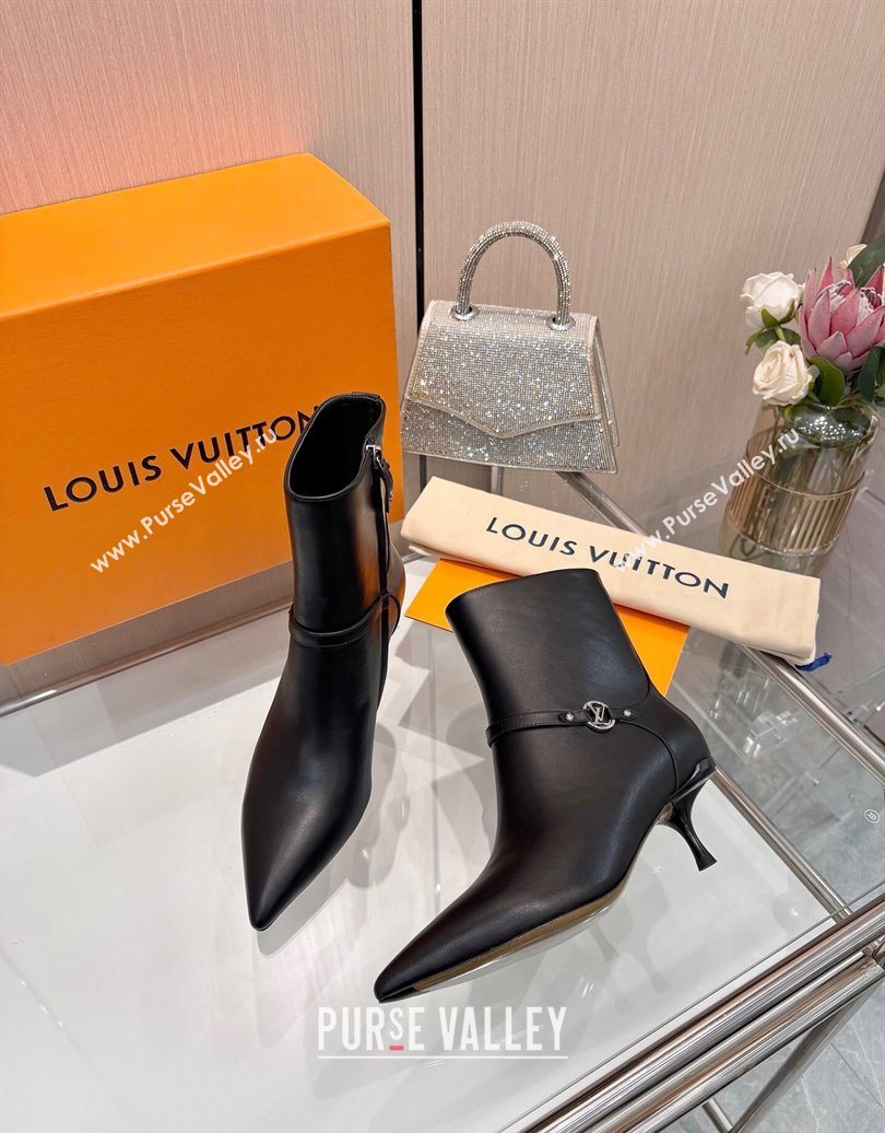 Louis Vuitton 6AM Heel Ankle Boots 5.5cm in Calf Leather with Back Strap Black 2025 1AIUOR (MD-251021152)