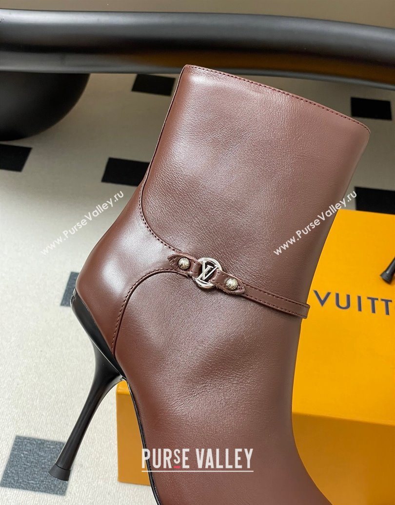 Louis Vuitton 6AM Heel Ankle Boots 9.5cm in Calf Leather with Back Strap Brown 2025 1AIUOR (MD-251021151)