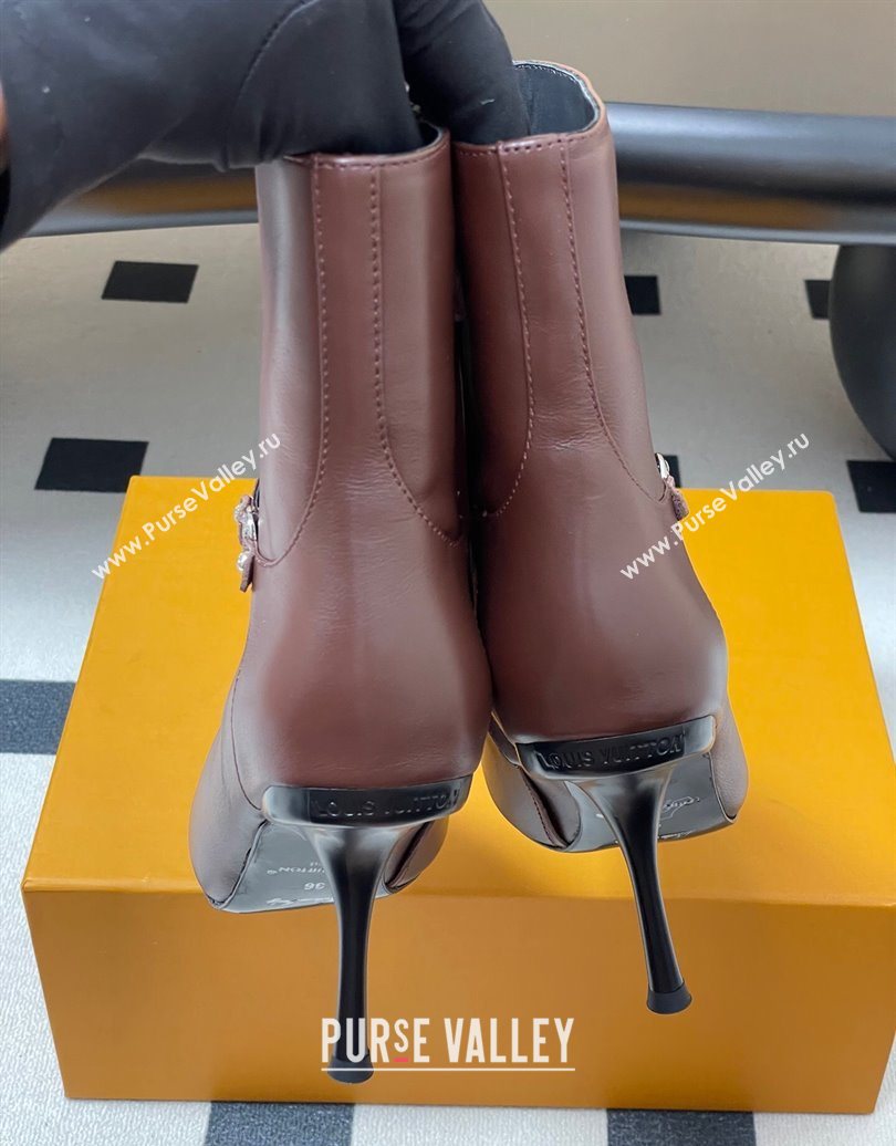Louis Vuitton 6AM Heel Ankle Boots 9.5cm in Calf Leather with Back Strap Brown 2025 1AIUOR (MD-251021151)