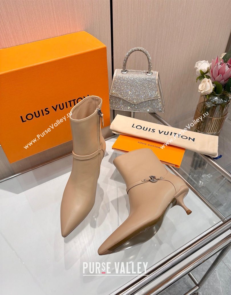 Louis Vuitton 6AM Heel Ankle Boots 5.5cm in Calf Leather with Back Strap Beige 2025 1AIUOR (MD-251021155)