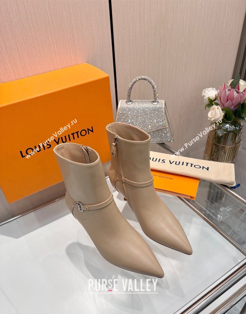 Louis Vuitton 6AM Heel Ankle Boots 5.5cm in Calf Leather with Back Strap Beige 2025 1AIUOR (MD-251021155)