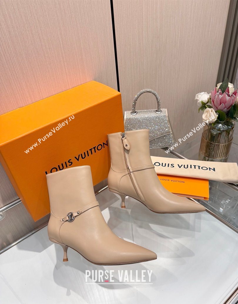 Louis Vuitton 6AM Heel Ankle Boots 5.5cm in Calf Leather with Back Strap Beige 2025 1AIUOR (MD-251021155)