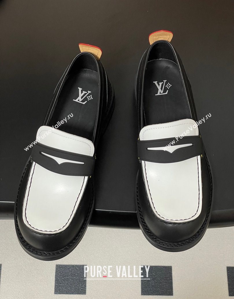 Louis Vuitton LV Bubble Loafers in Calf Leather Black/White 2025 1AIJHI (MD-251022073)