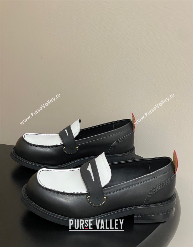 Louis Vuitton LV Bubble Loafers in Calf Leather Black/White 2025 1AIJHI (MD-251022073)