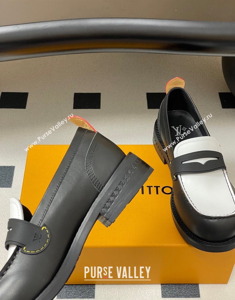 Louis Vuitton LV Bubble Loafers in Calf Leather Black/White 2025 1AIJHI (MD-251022073)