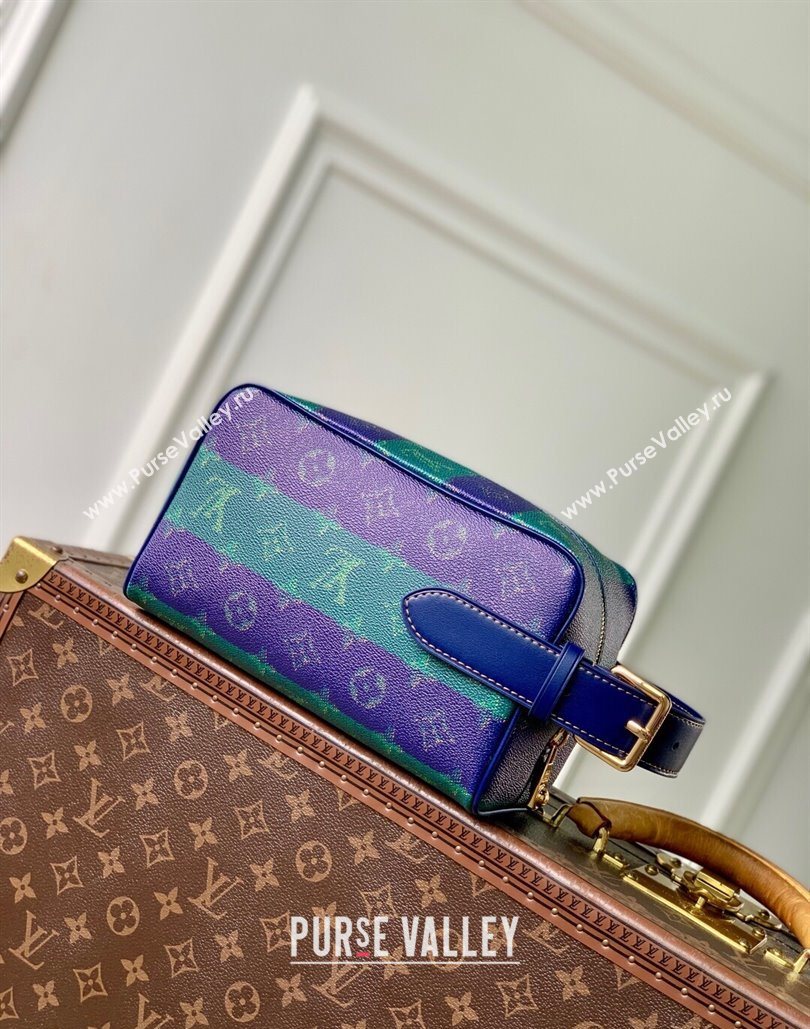 Louis Vuitton Mens Locker Dopp Kit Clutch in Blue Stripes Monogram Heritage Canvas 2025 M25902 (KI-251126020)