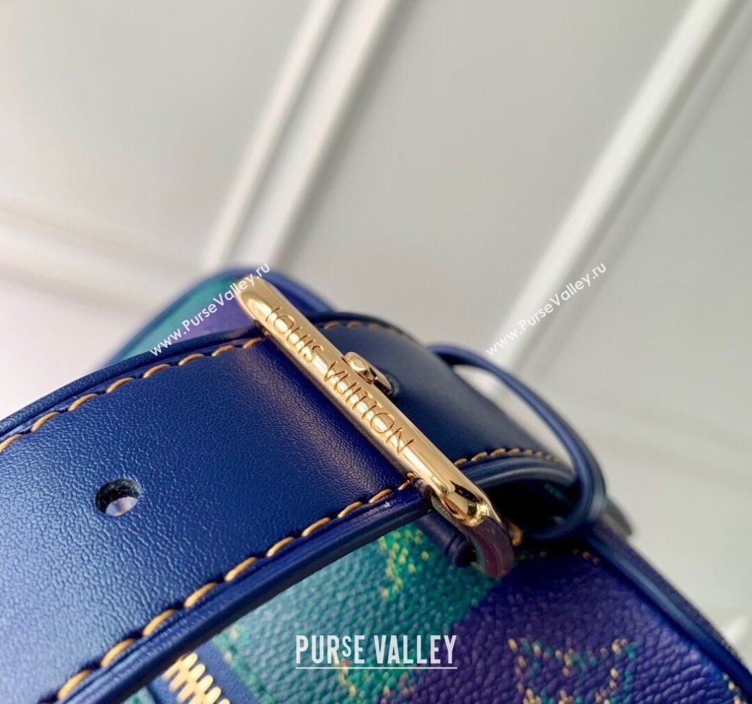 Louis Vuitton Mens Locker Dopp Kit Clutch in Blue Stripes Monogram Heritage Canvas 2025 M25902 (KI-251126020)