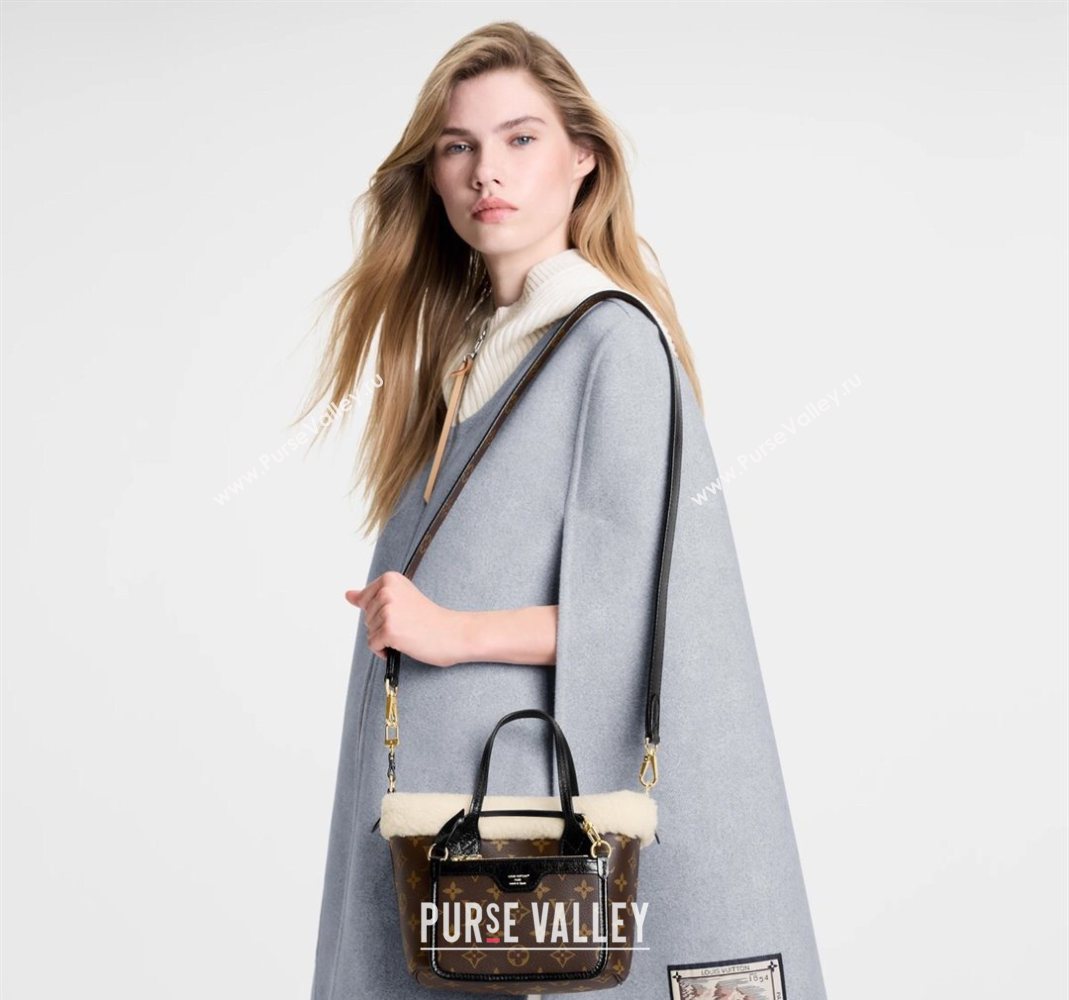 Louis Vuitton Neverfull Bandouliere Inside Out BB Bag in Monogram Canvas and Shearling M26315 2025 (KI-251126047)