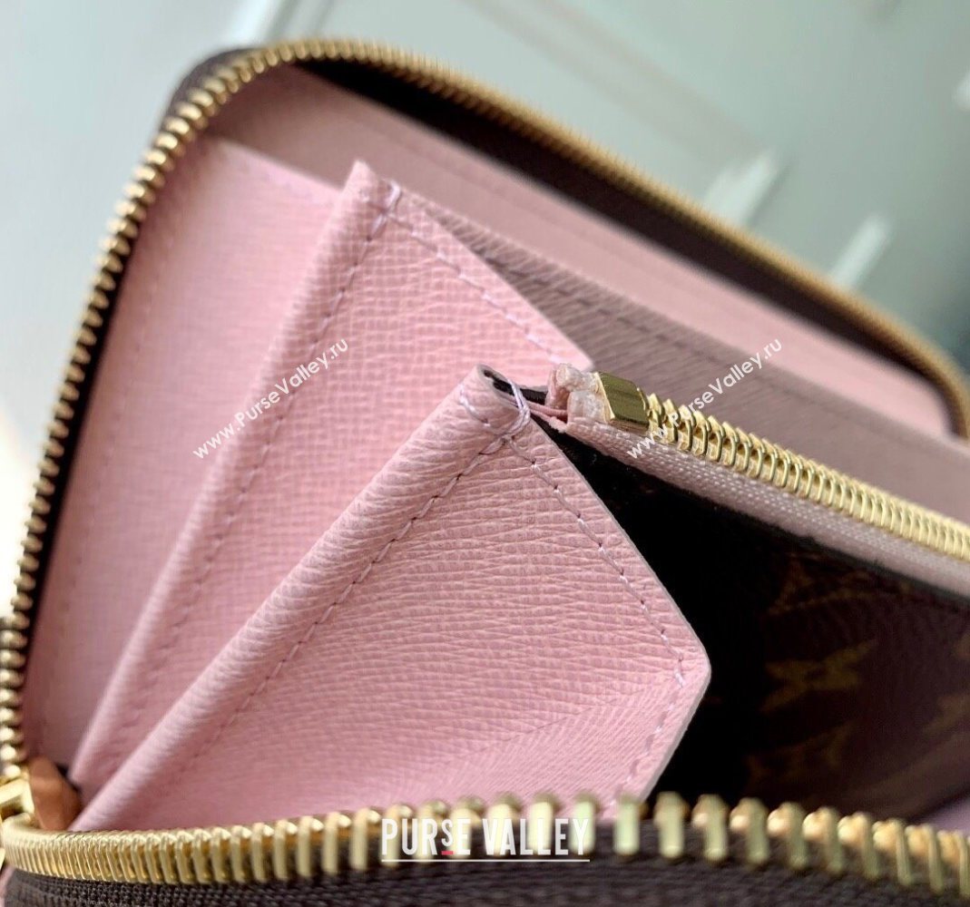 Louis Vuitton Vivienne Winter Holiday Zippy Wallet Monogram Snowy Pearl Pink/Monogram Canvas M26256 (KI-251125108)
