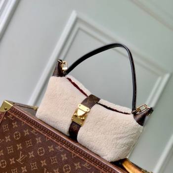 Louis Vuitton Pochette Mia Shoulder Bag in Creme White Shearling M26245 2025 (KI-251126009)