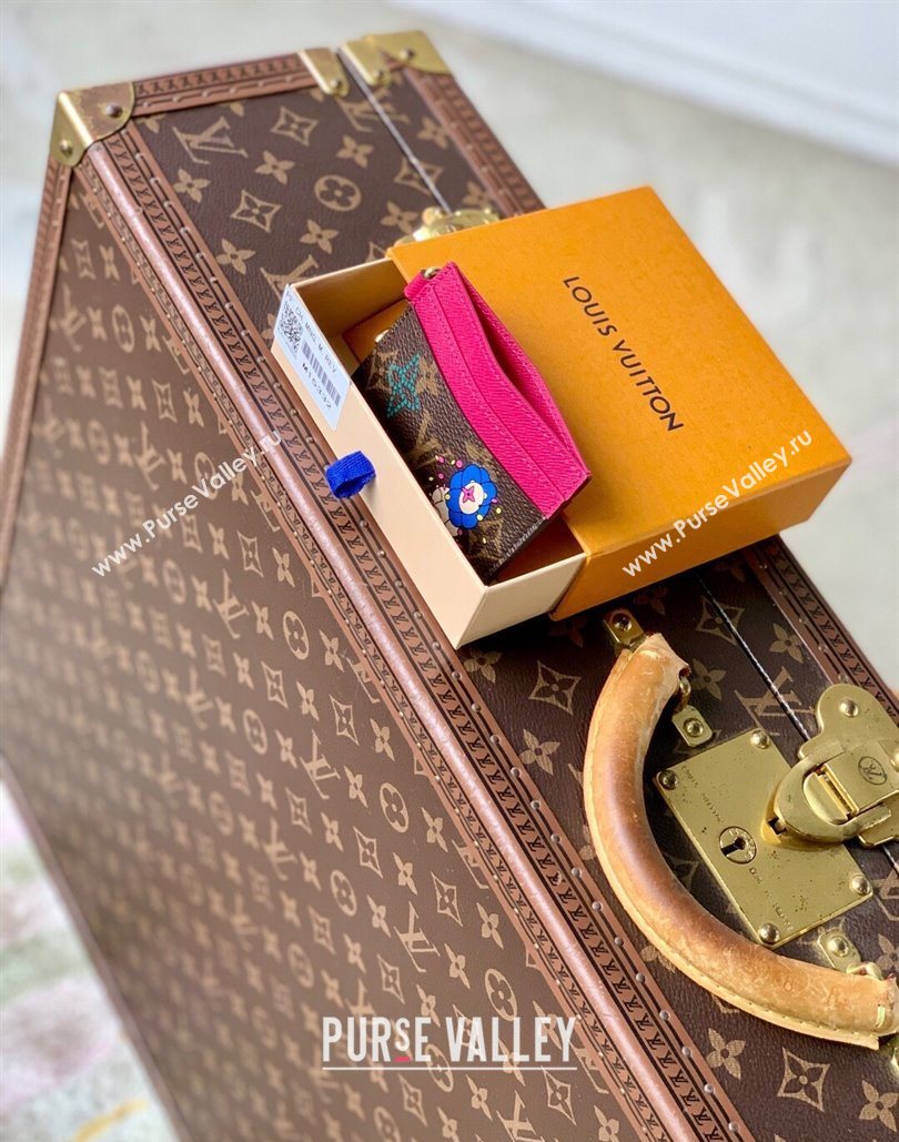 Louis Vuitton LV Charms Card Holder Wallet Vivienne Winter Holiday/Pink 2025 M15332 (KI-251125099)