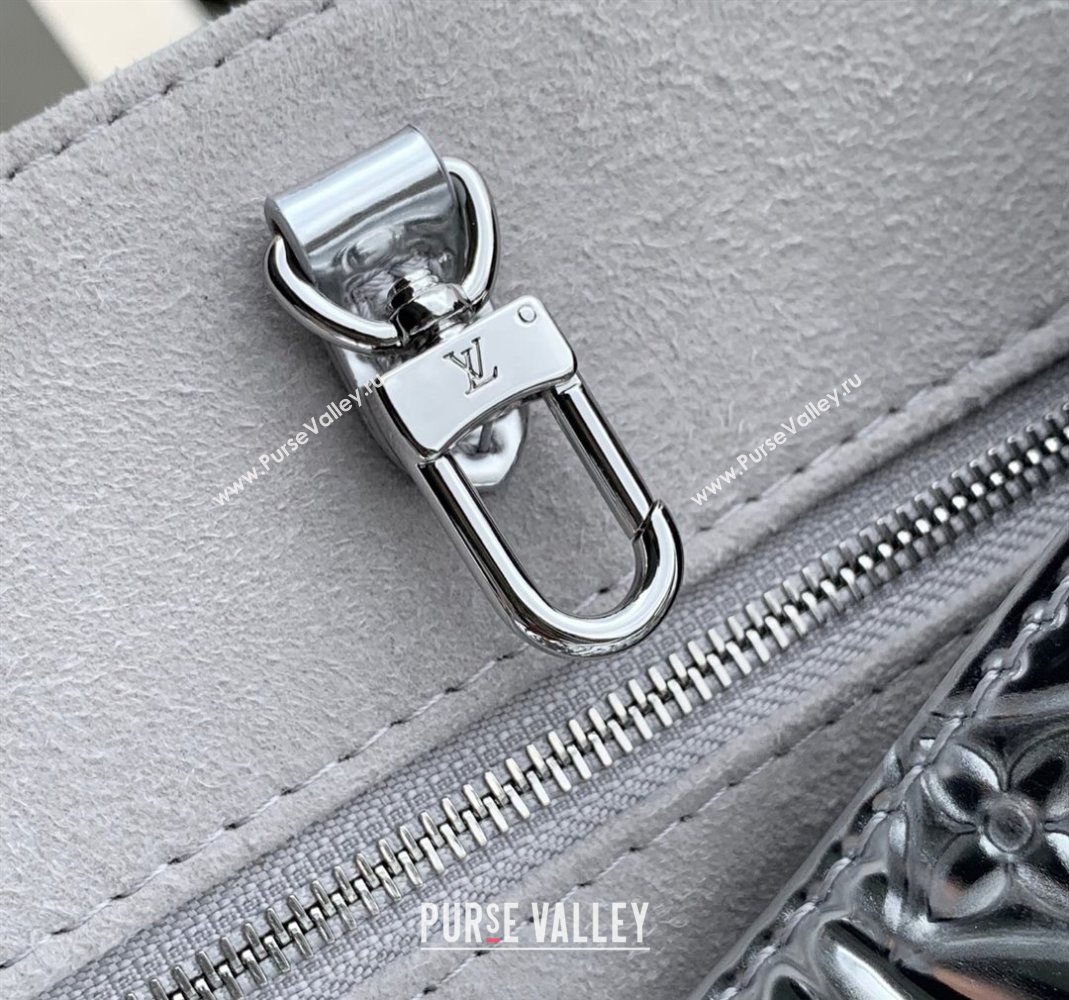 Louis Vuitton Onthego Small Tote bag in Silver Coated canvas M26373 2025 (KI-251126022)