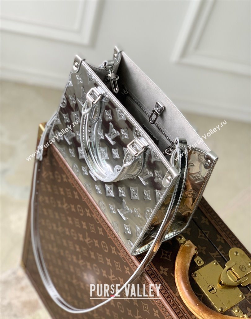 Louis Vuitton Onthego Small Tote bag in Silver Coated canvas M26373 2025 (KI-251126022)