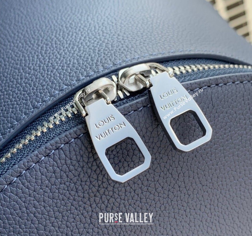 Louis Vuitton Mens Discovery Work Backpack bag in Waxy calfskin Navy Blue 2025 M26022 (KI-251126028)