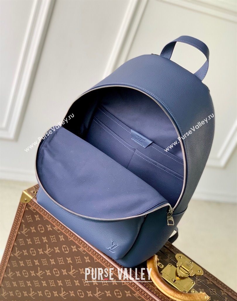 Louis Vuitton Mens Discovery Work Backpack bag in Waxy calfskin Navy Blue 2025 M26022 (KI-251126028)
