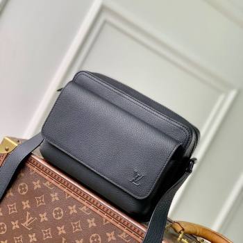 Louis Vuitton Mens Boarding Messenger bag in Waxy calfskin Black 2025 M15265 (KI-251126035)