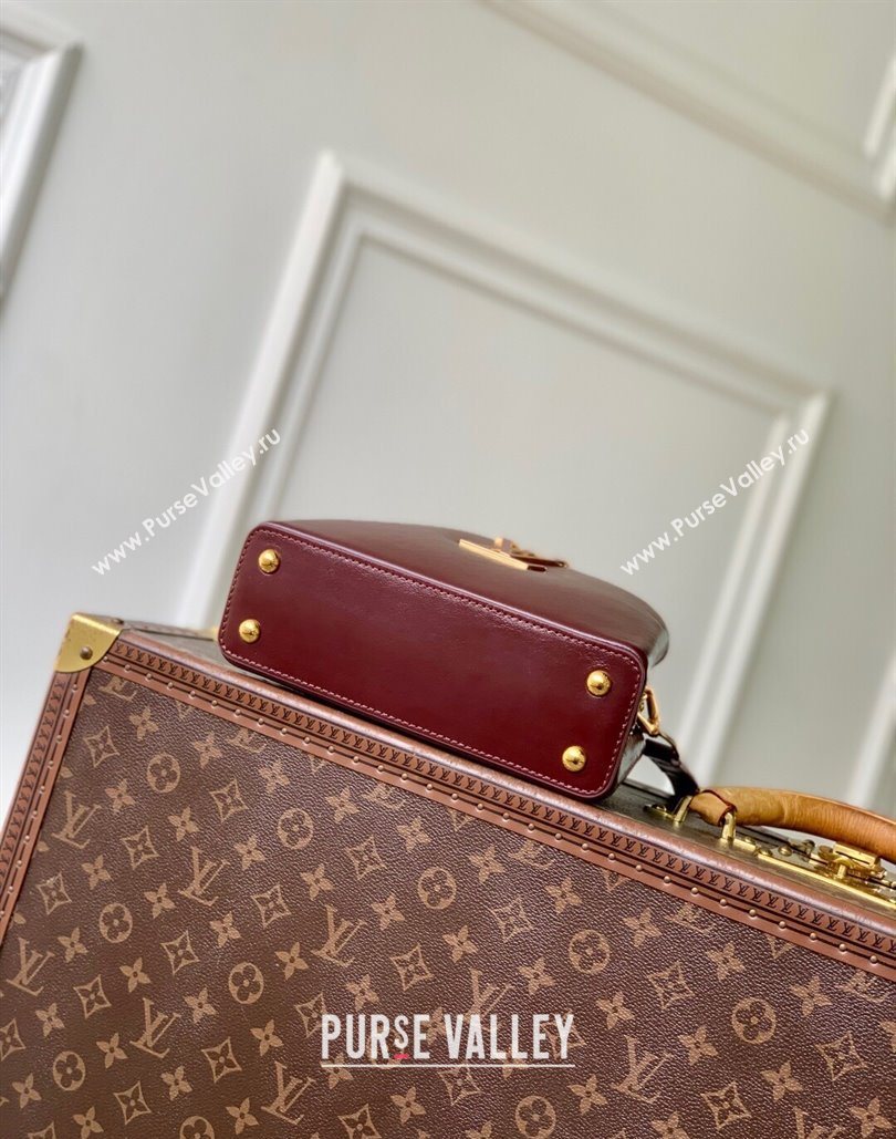 Louis Vuitton Capucines East-West Mini Bag in Leather M25473 Grenat Red 2025 (KI-251125093)
