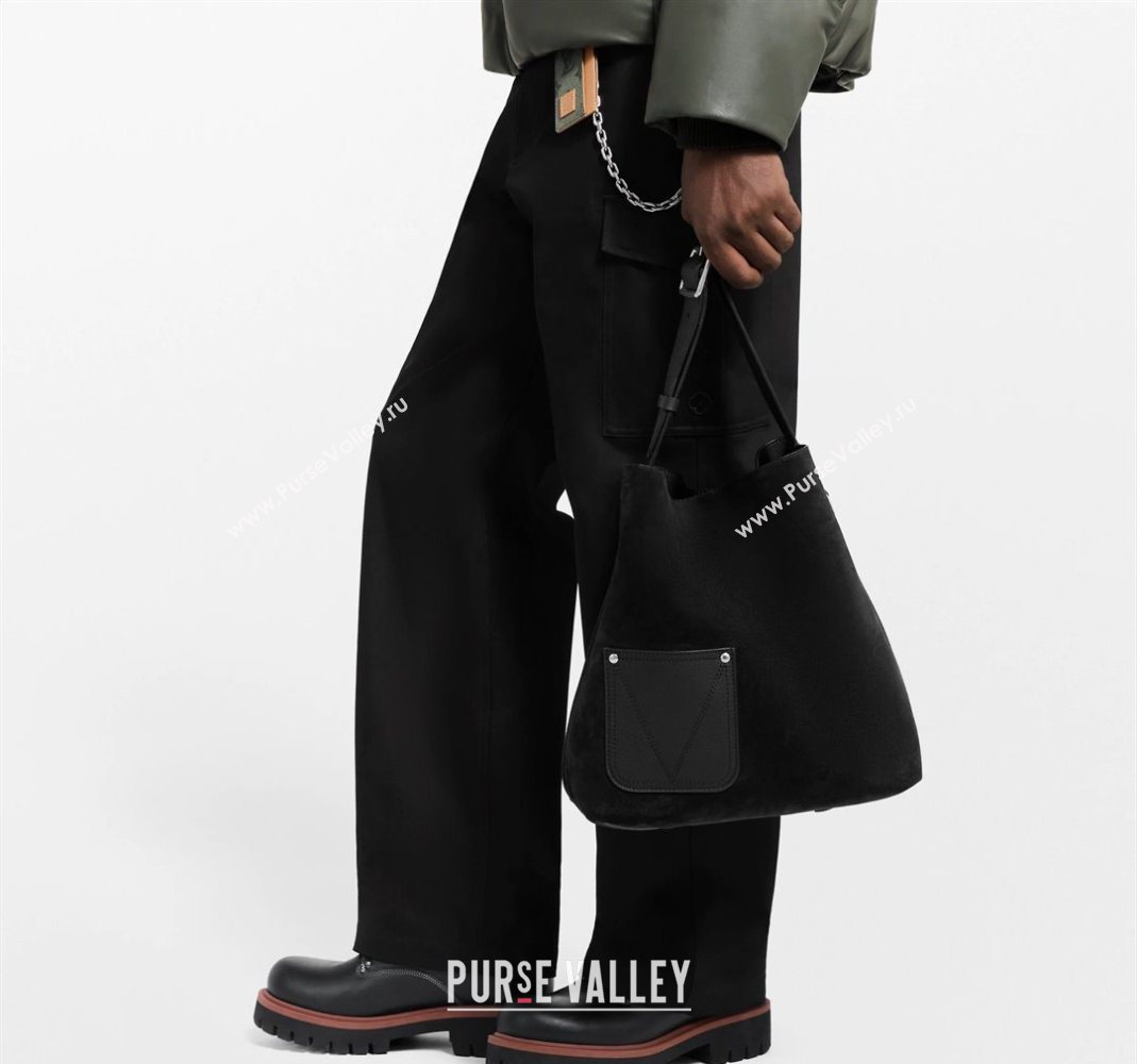 Louis Vuitton Mens Verso Hobo Bag in LV Touch Leather Black 2025 M27022 (KI-251126067)