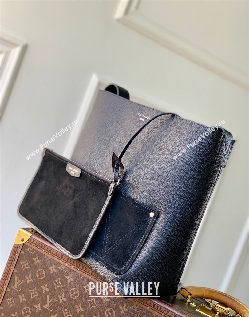 Louis Vuitton Mens Verso Hobo Bag in LV Touch Leather Black 2025 M27022 (KI-251126067)