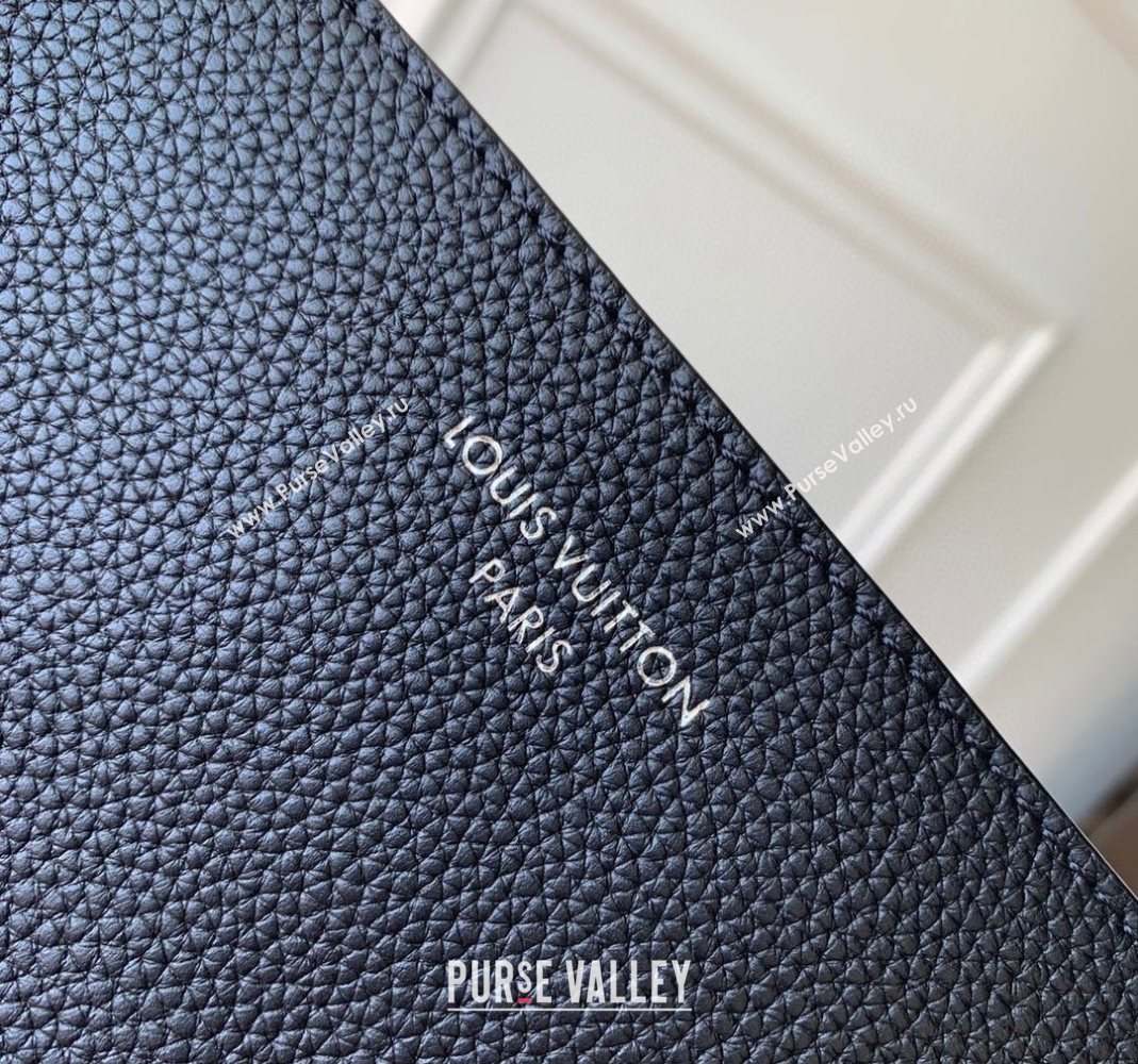 Louis Vuitton Mens Verso Hobo Bag in LV Touch Leather Black 2025 M27022 (KI-251126067)