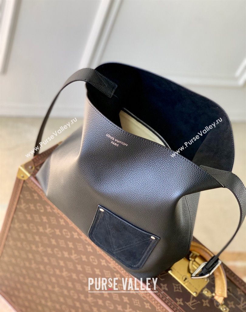 Louis Vuitton Mens Verso Hobo Bag in LV Touch Leather Black 2025 M27022 (KI-251126067)