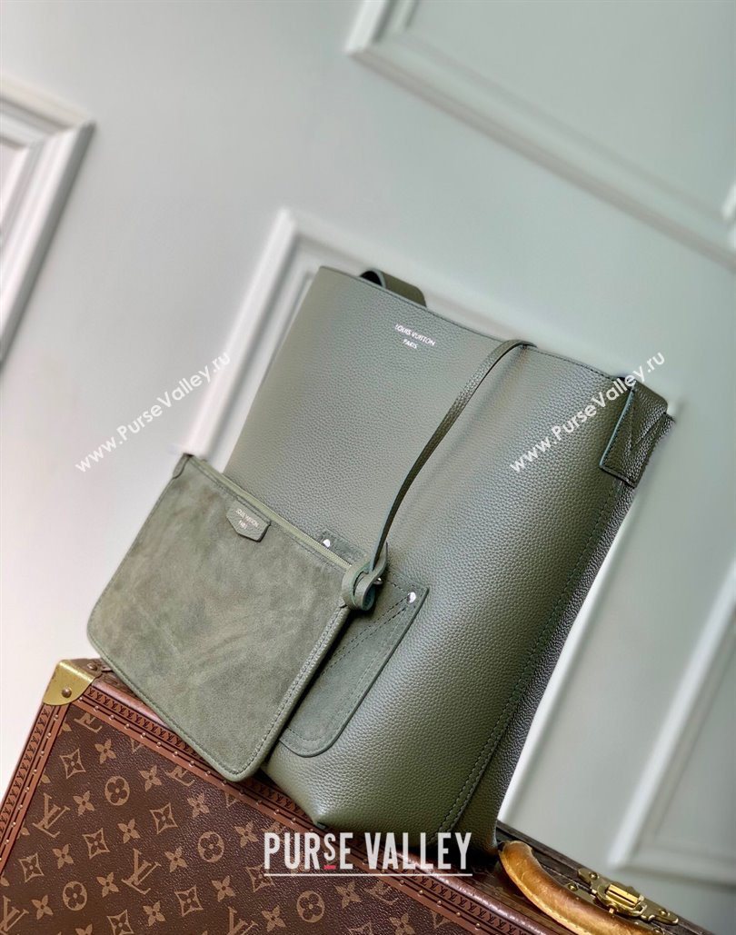 Louis Vuitton Mens Verso Hobo Bag in LV Touch Leather Khaki Green 2025 M26747 (KI-251126068)
