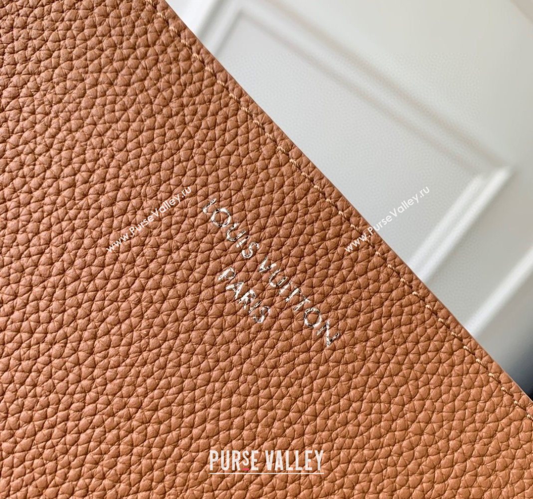 Louis Vuitton Mens Verso Hobo Bag in LV Touch Leather Tan Brown 2025 M26745 (KI-251126066)