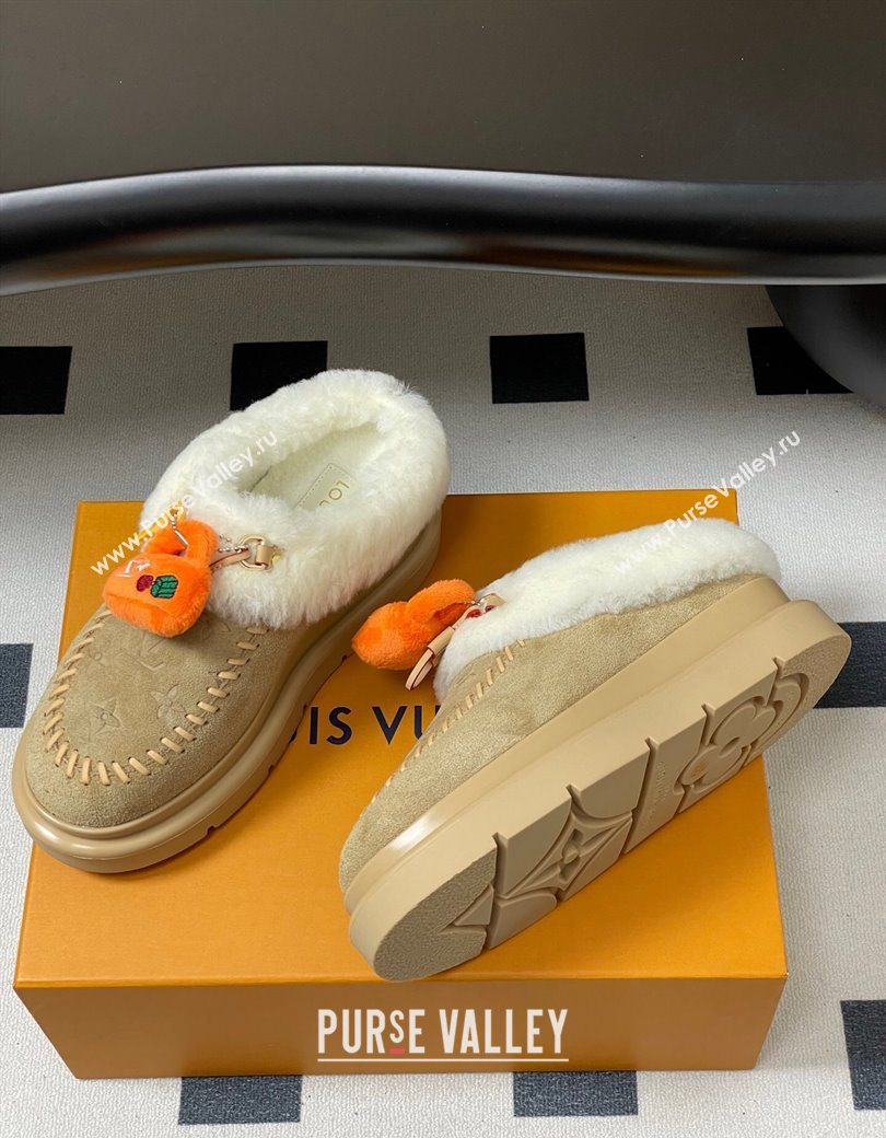 Louis Vuitton Cortina Closed Mules 5cm in Suede and Wool Beige 2025 1AITIN (MD-251219106)