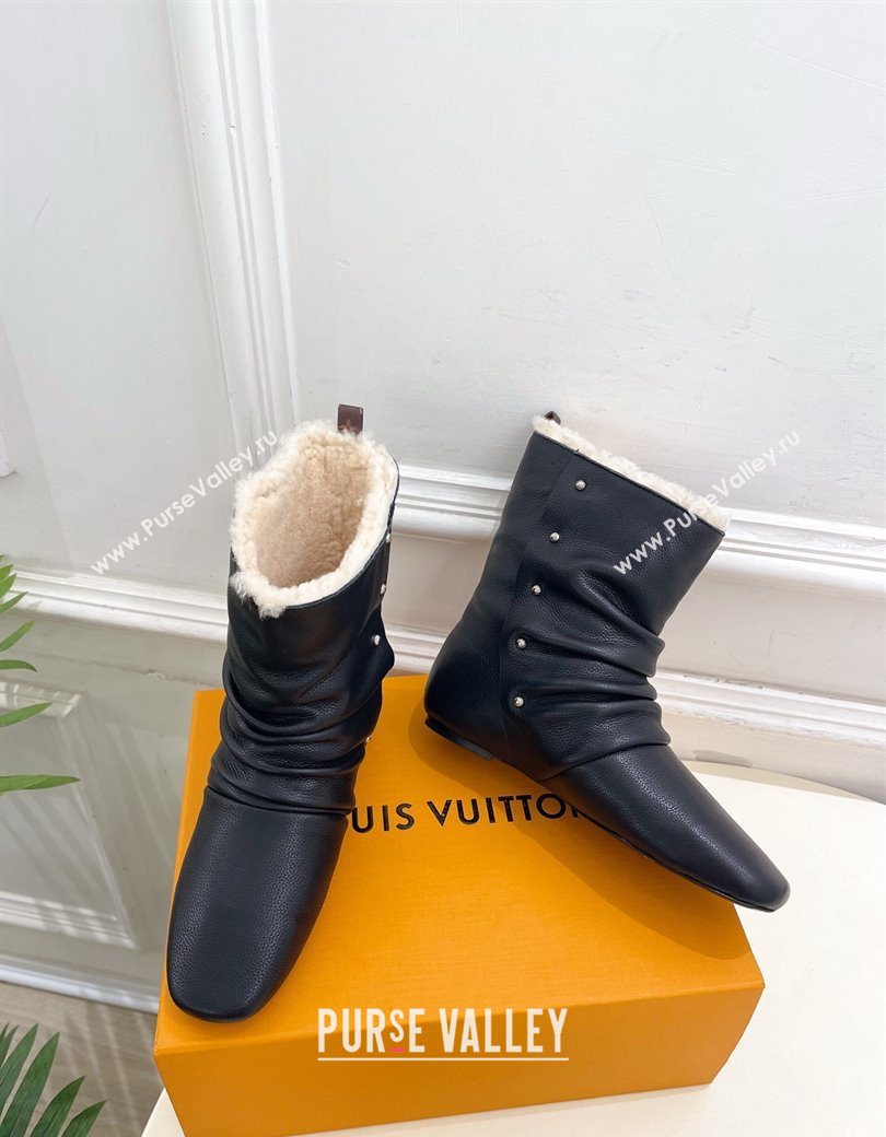 Louis Vuitton Nomad Flat Ankle Boots with Studs in Calf Leather Black 2025 1AISDM (MD-251219073)