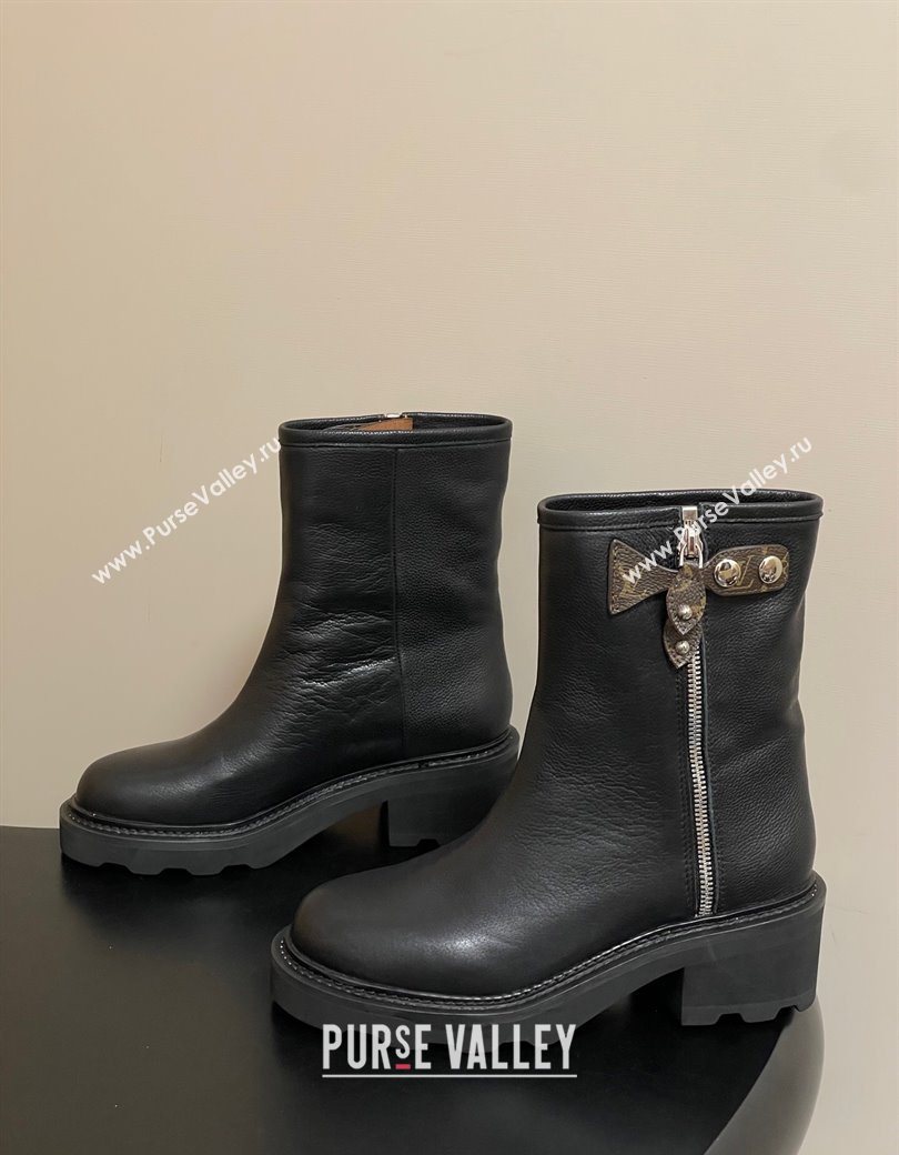 Louis Vuitton LV Beaubourg Ankle Boots with Strap in Calf Leather Black 2025 1AIDD8 (MD-251219075)