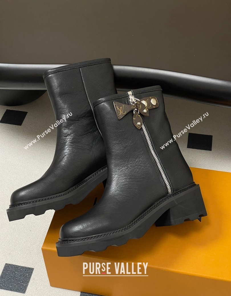Louis Vuitton LV Beaubourg Ankle Boots with Strap in Calf Leather Black 2025 1AIDD8 (MD-251219075)