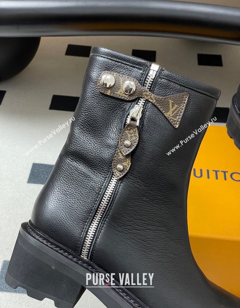 Louis Vuitton LV Beaubourg Ankle Boots with Strap in Calf Leather Black 2025 1AIDD8 (MD-251219075)