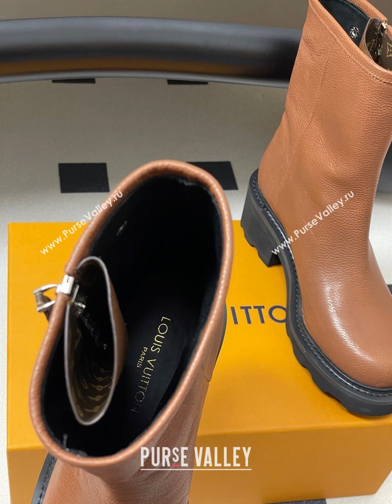 Louis Vuitton LV Beaubourg Ankle Boots with Strap in Calf Leather Brown 2025 1AIDD8 (MD-251219076)