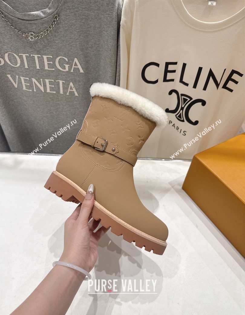 Louis Vuitton Territory Ankle Boots in Nubuck Leather and Wool with Buckle Beige 2025 1AIU42 (MD-251219081)