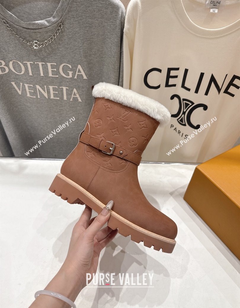 Louis Vuitton Territory Ankle Boots in Nubuck Leather and Wool with Buckle Brown 2025 1AIU42 (MD-251219083)