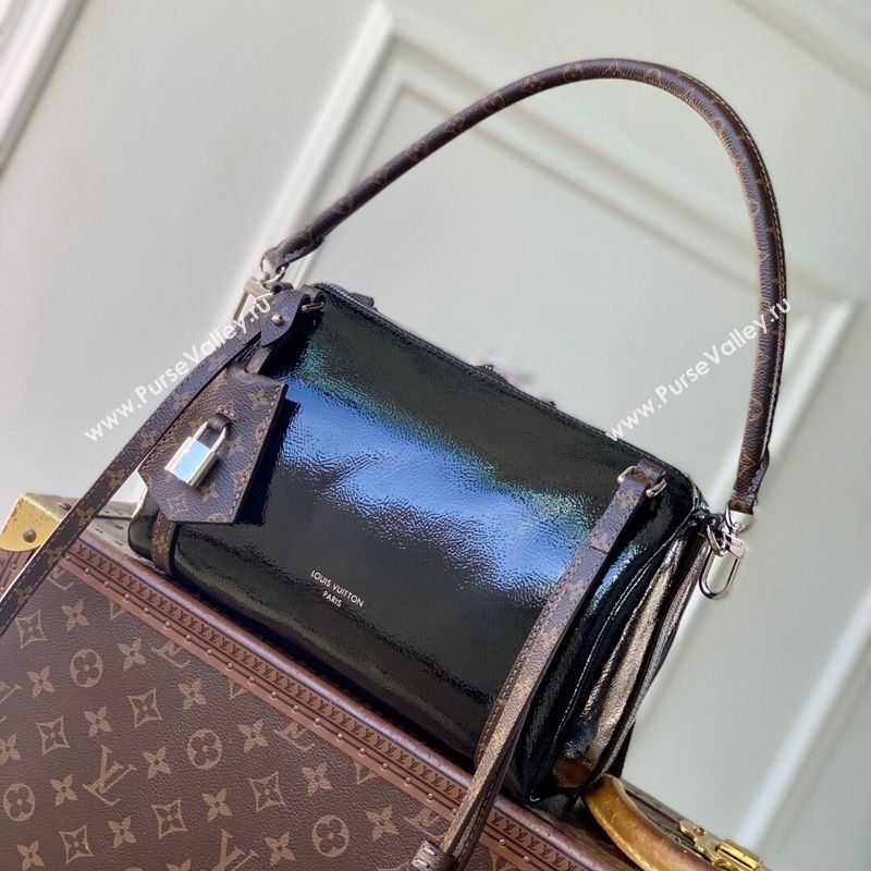 Louis Vuitton Express PM bag in Calfskin leather M27920 Black 2026 (KI-260202021)