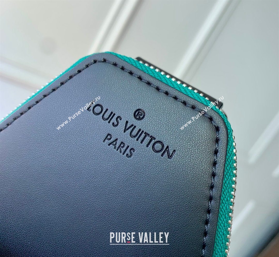 Louis Vuitton Mens Avenue Slingbag PM Bag in Borneo Green Damier Graphite Canvas 2026 N40841 (KI-260202023)