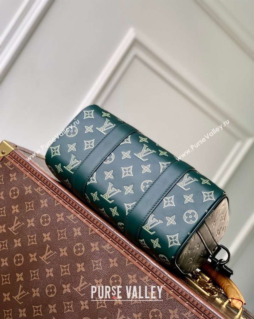 Louis Vuitton Mens City Keepall Bag in Monogram Shadow Leather Forest Green 2026 M27184 (KI-260202094)