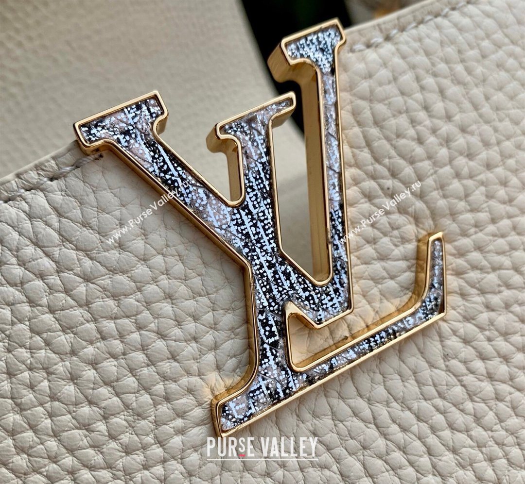 Louis Vuitton Capucines Mini Bag in Taurillon and python-embossed leather White 2026 N89369 (KI-260202080)