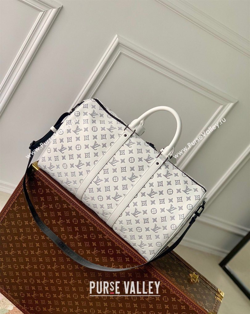 Louis Vuitton Mens Keepall Bandouliere 50 Travel Bag in Monogram Shadow Leather White/Blue 2026 M24953 (KI-260202098)