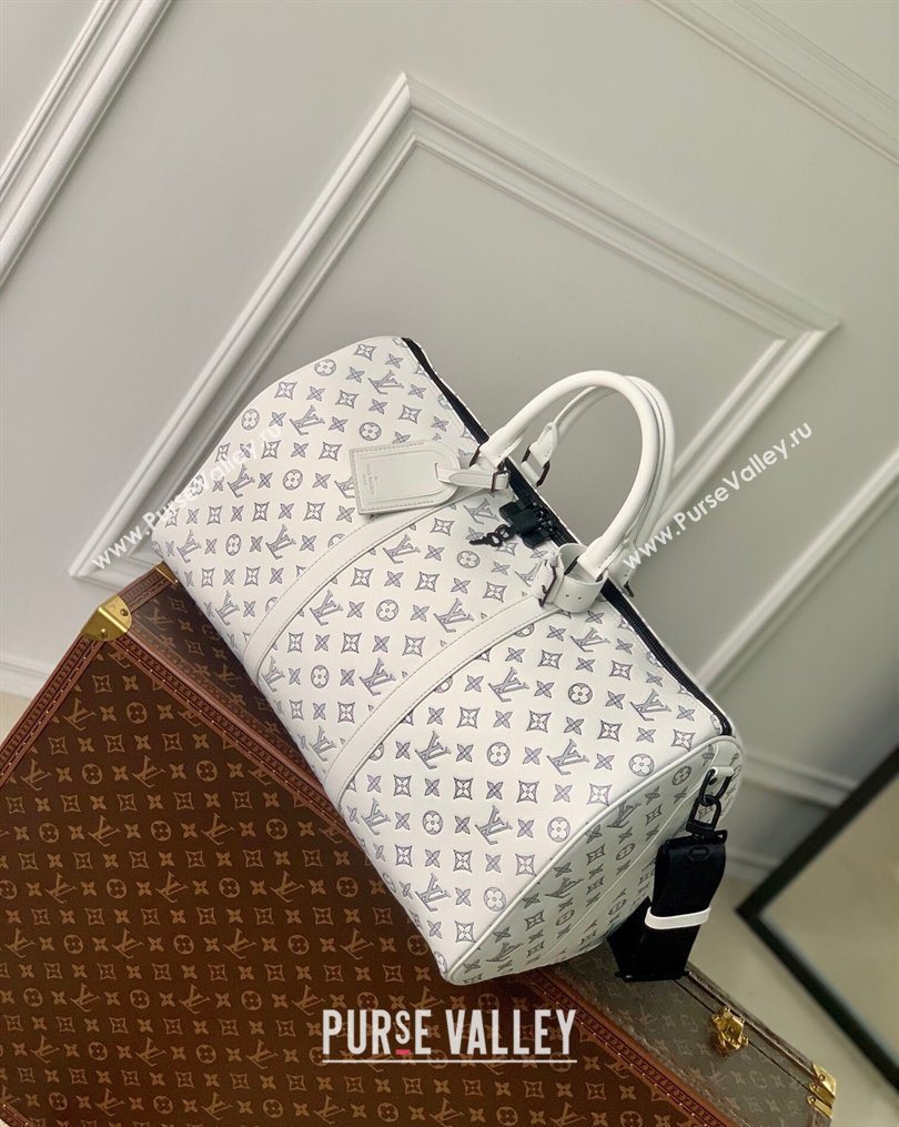 Louis Vuitton Mens Keepall Bandouliere 50 Travel Bag in Monogram Shadow Leather White/Blue 2026 M24953 (KI-260202098)