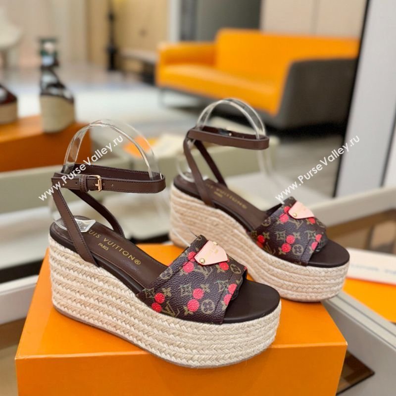 Louis Vuitton Helios Platform Sandals 9cm Monogram/Red Cherry 2026 1AHLOA (MD-260303067)