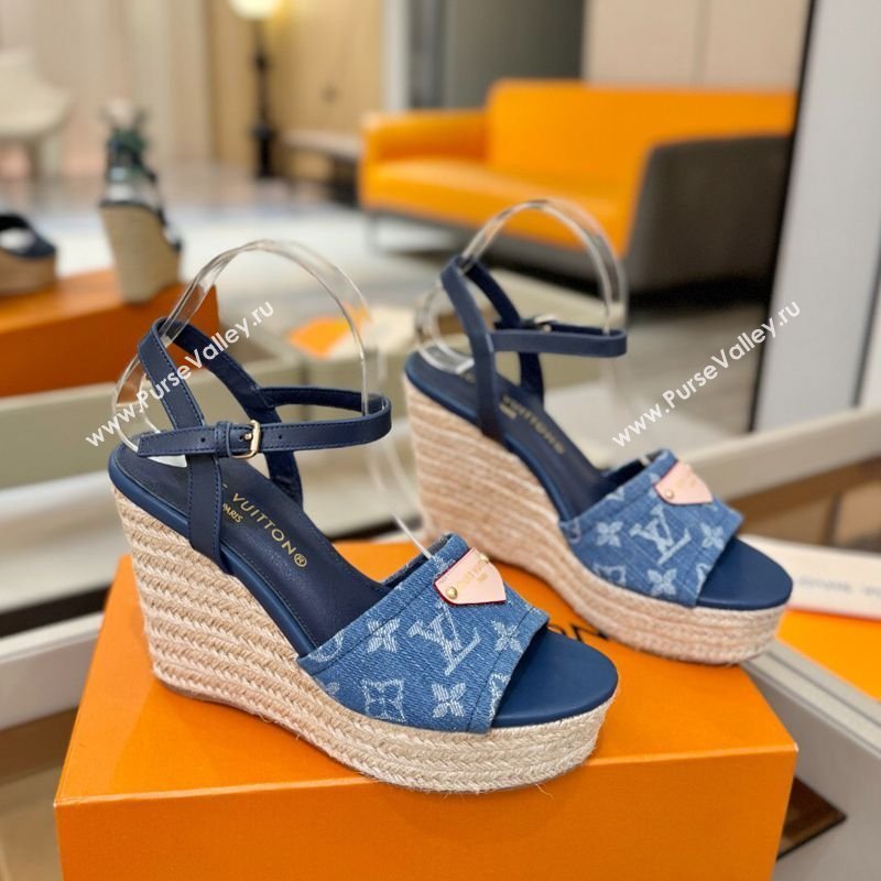 Louis Vuitton Helios Wedge Sandals 11cm in Monogram Denim Blue 2026 1AHLOA (MD-260303062)