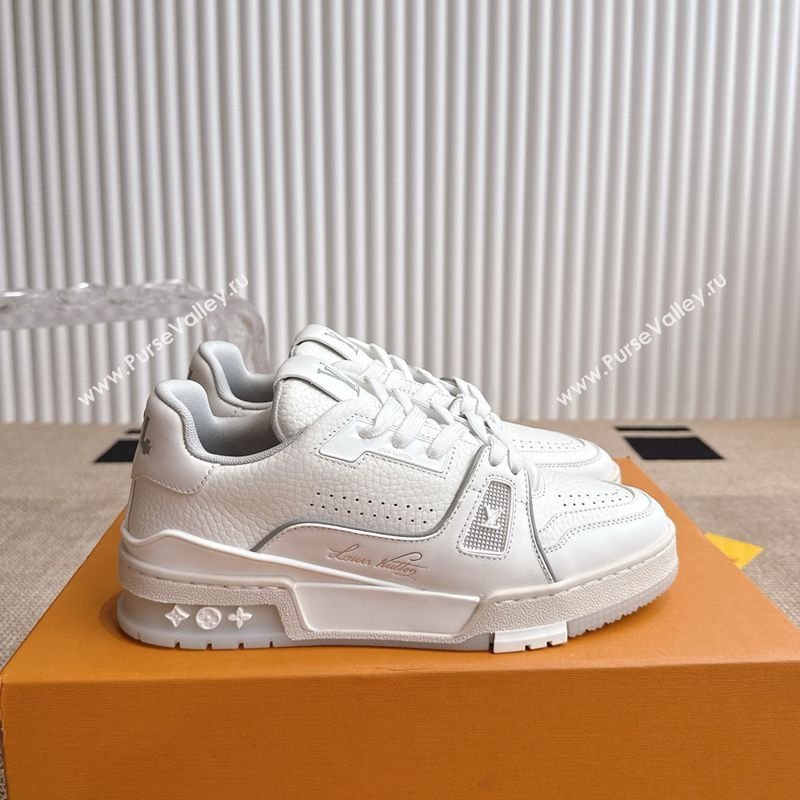 Louis Vuitton LV Trainer Sneakers in Grained Leather White 2 2026 1A8WAZ (MD-260303117)