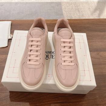 Alexander McQueen Oversized Retro Sneakers in Crackled Leather Light Pink 2024 1225 (SS-241225064)