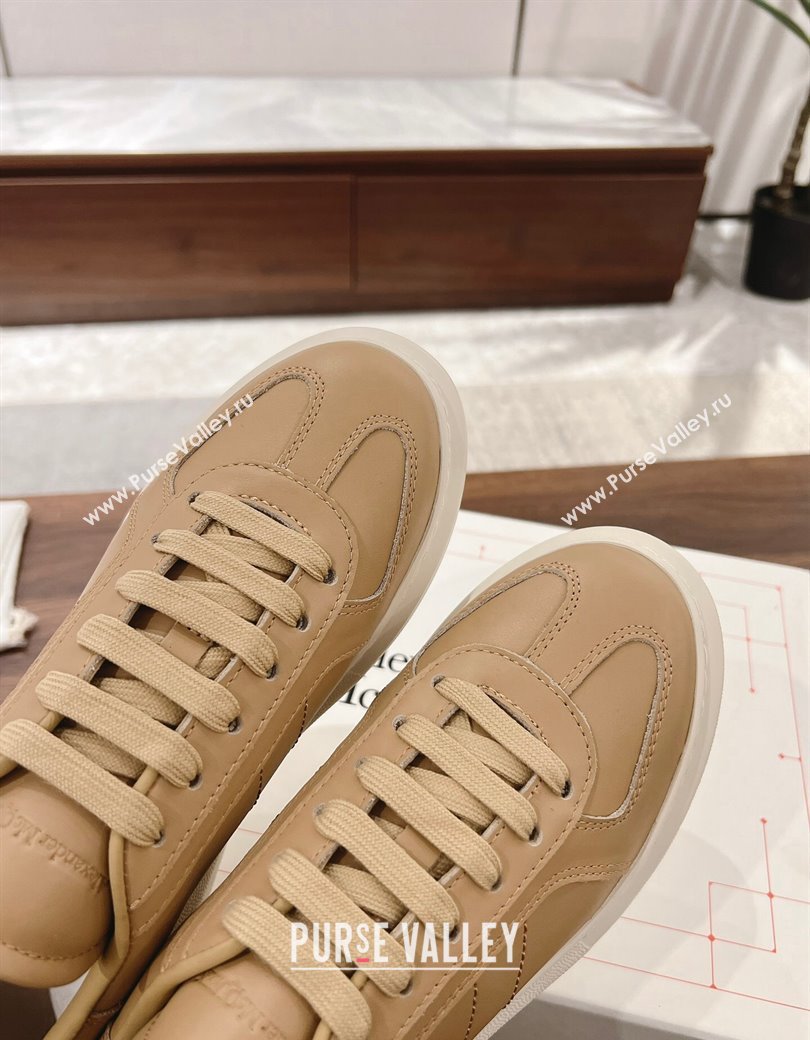 Alexander McQueen Oversized Retro Sneakers in Calfskin Leather Beige 2024 1225 (SS-241225065)