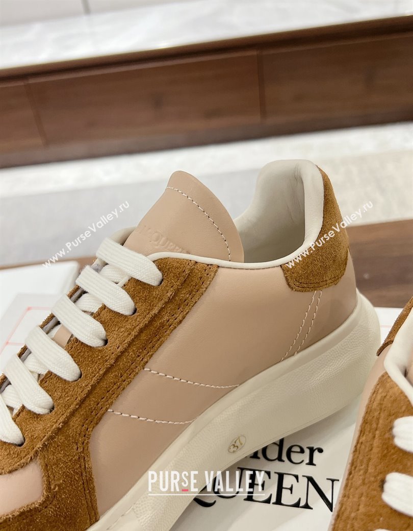 Alexander McQueen Oversized Retro Sneakers in Calfskin and Suede Beige/Brown 2024 1225 (SS-241225069)