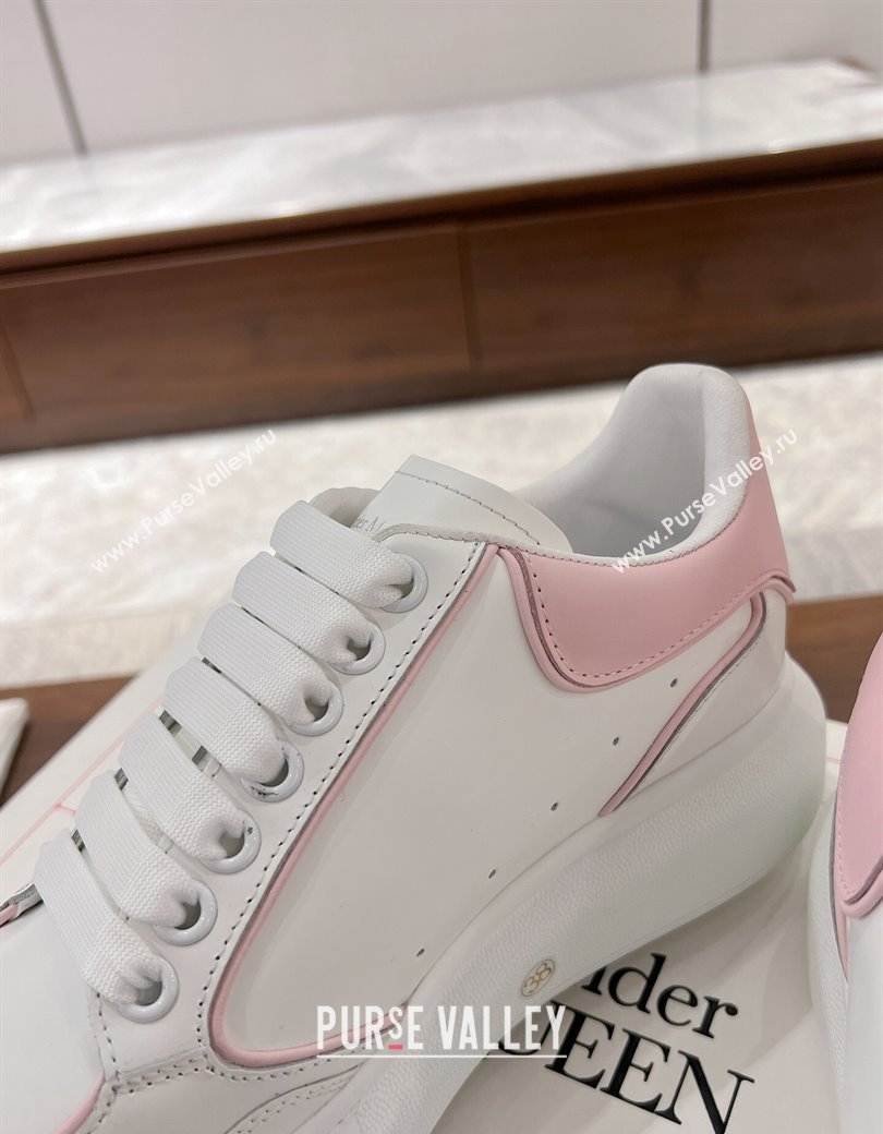 Alexander McQueen Oversized Retro Sneakers in Patchwork Silky Calfskin White/Light Pink 2024 1225 (SS-241225070)