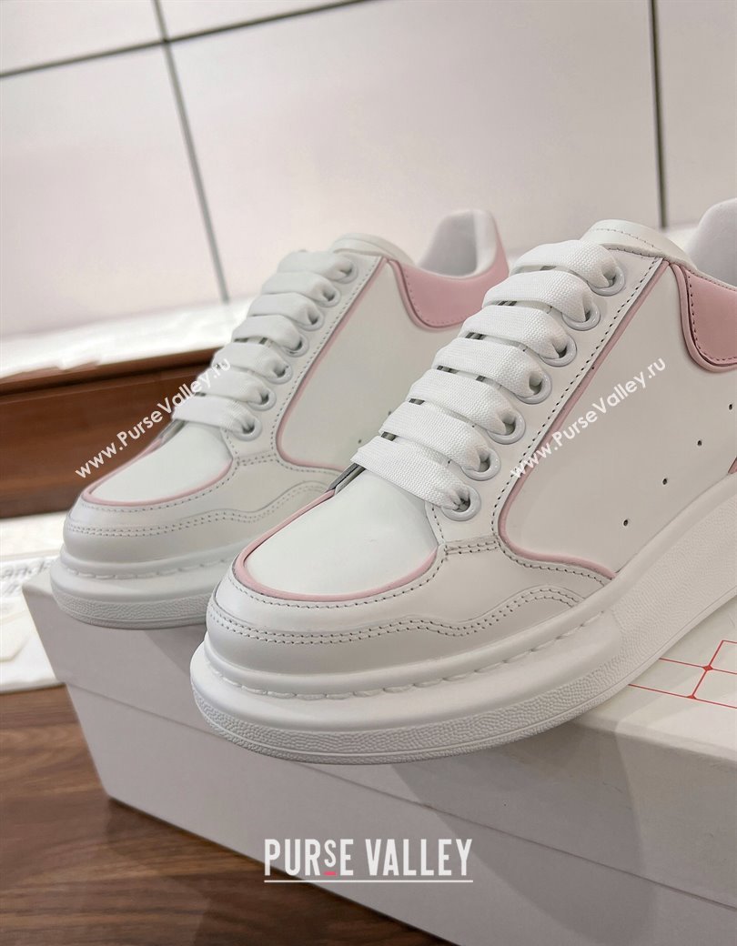 Alexander McQueen Oversized Retro Sneakers in Patchwork Silky Calfskin White/Light Pink 2024 1225 (SS-241225070)